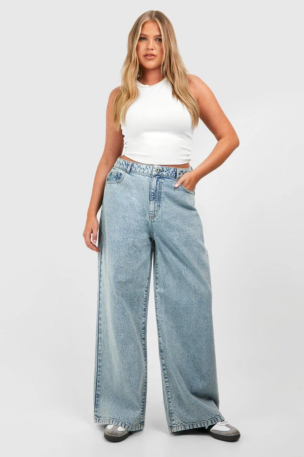 Classic Basic Straight Leg Jeans