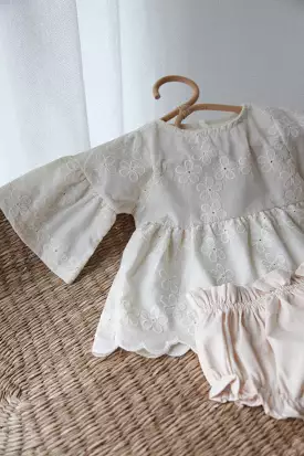 Cream Embroidered Daisy Blouse