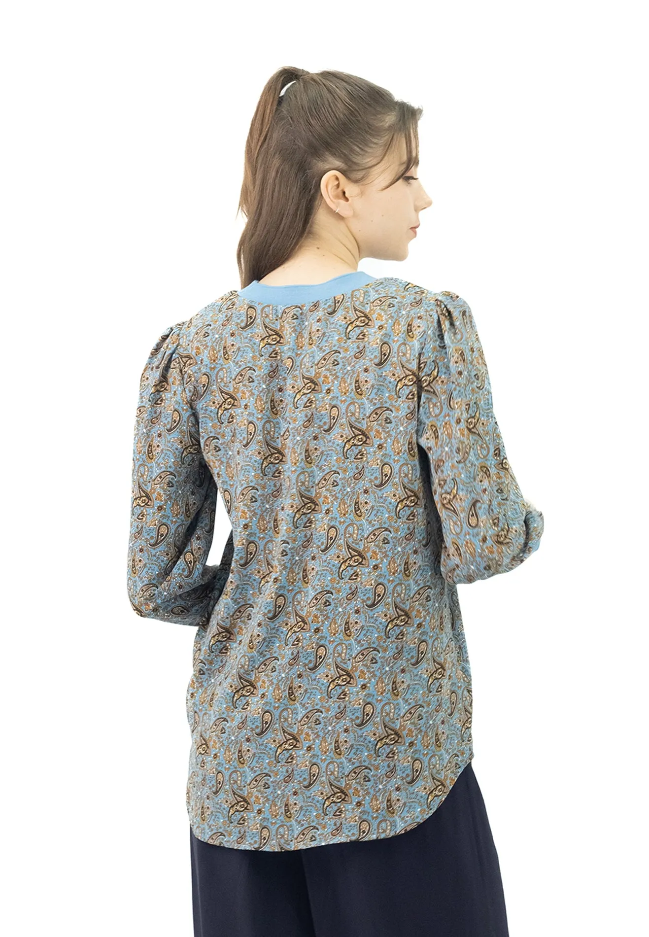 Daisy Voir Blouse Modern Paisley Print