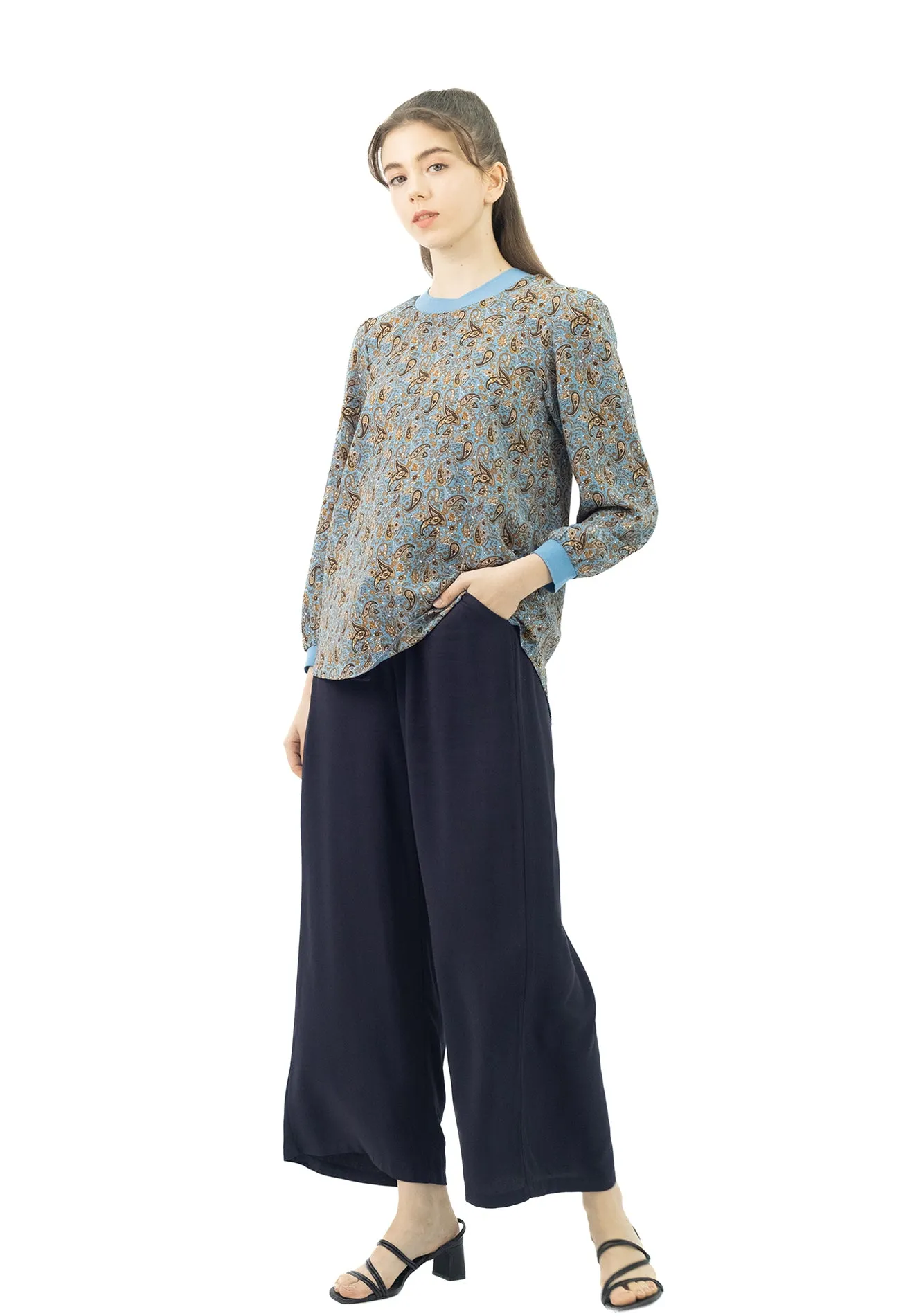 Daisy Voir Blouse Modern Paisley Print