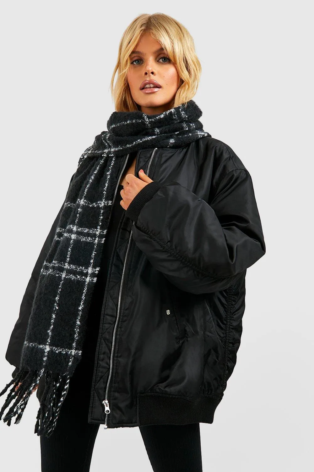 Fringed Chunky Monochrome Check Scarf