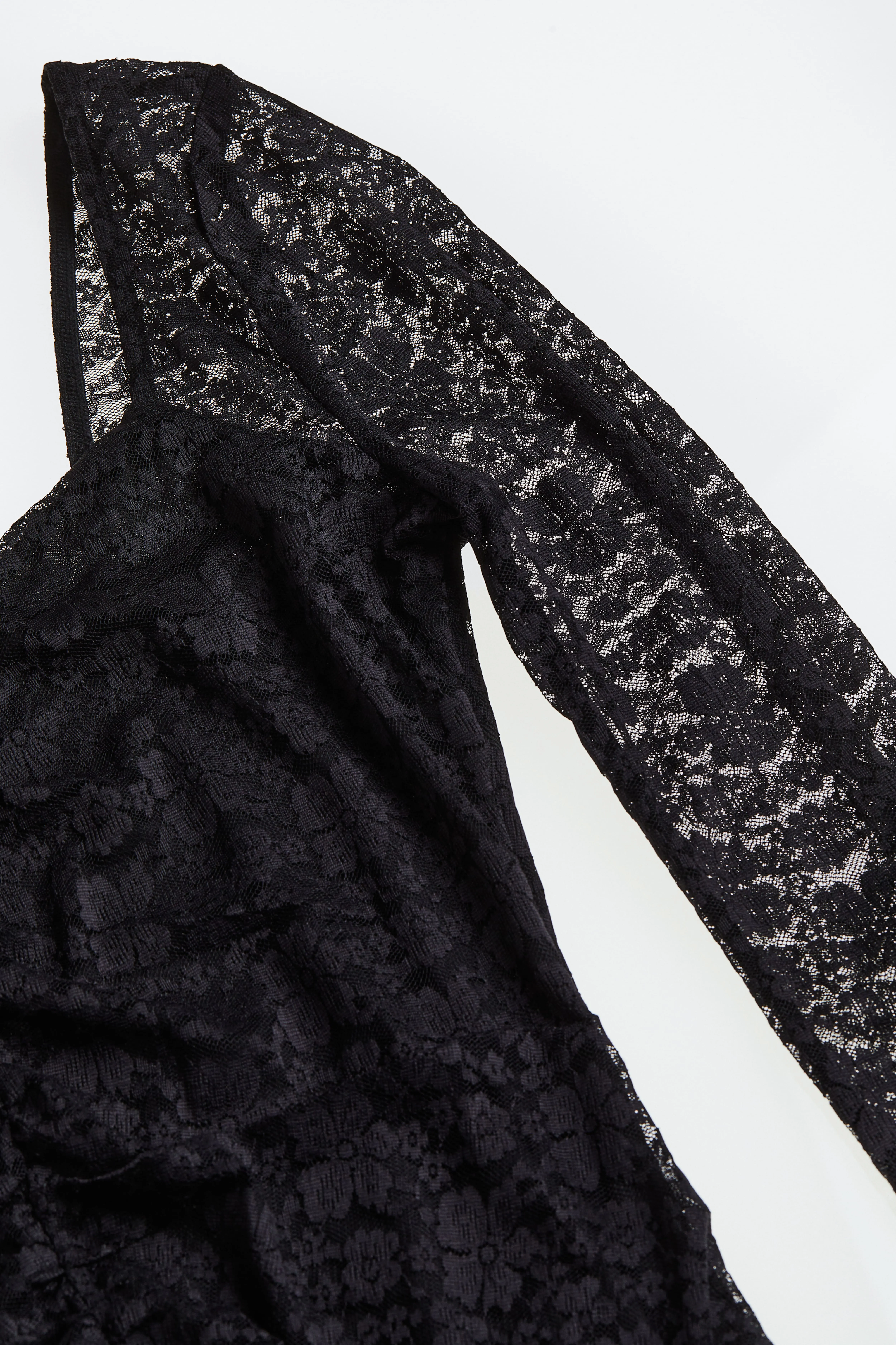 Gathered Lace Dress - Sweetheart Neckline - Long Sleeve - Black - Ladies | H&M GB