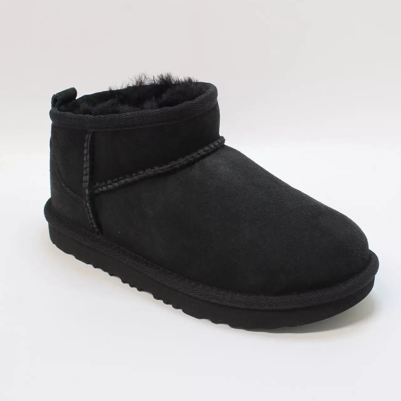 UGG Classic Ultra Mini II Youth Black Kids UGG Classic Ultra Mini II Youth Black