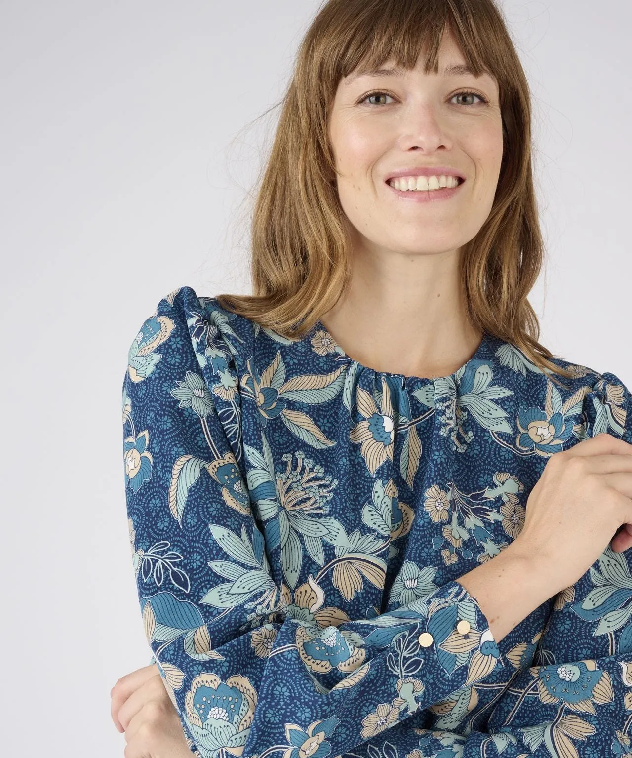 Printed Blouse with Long Sleeves and Neck Detail