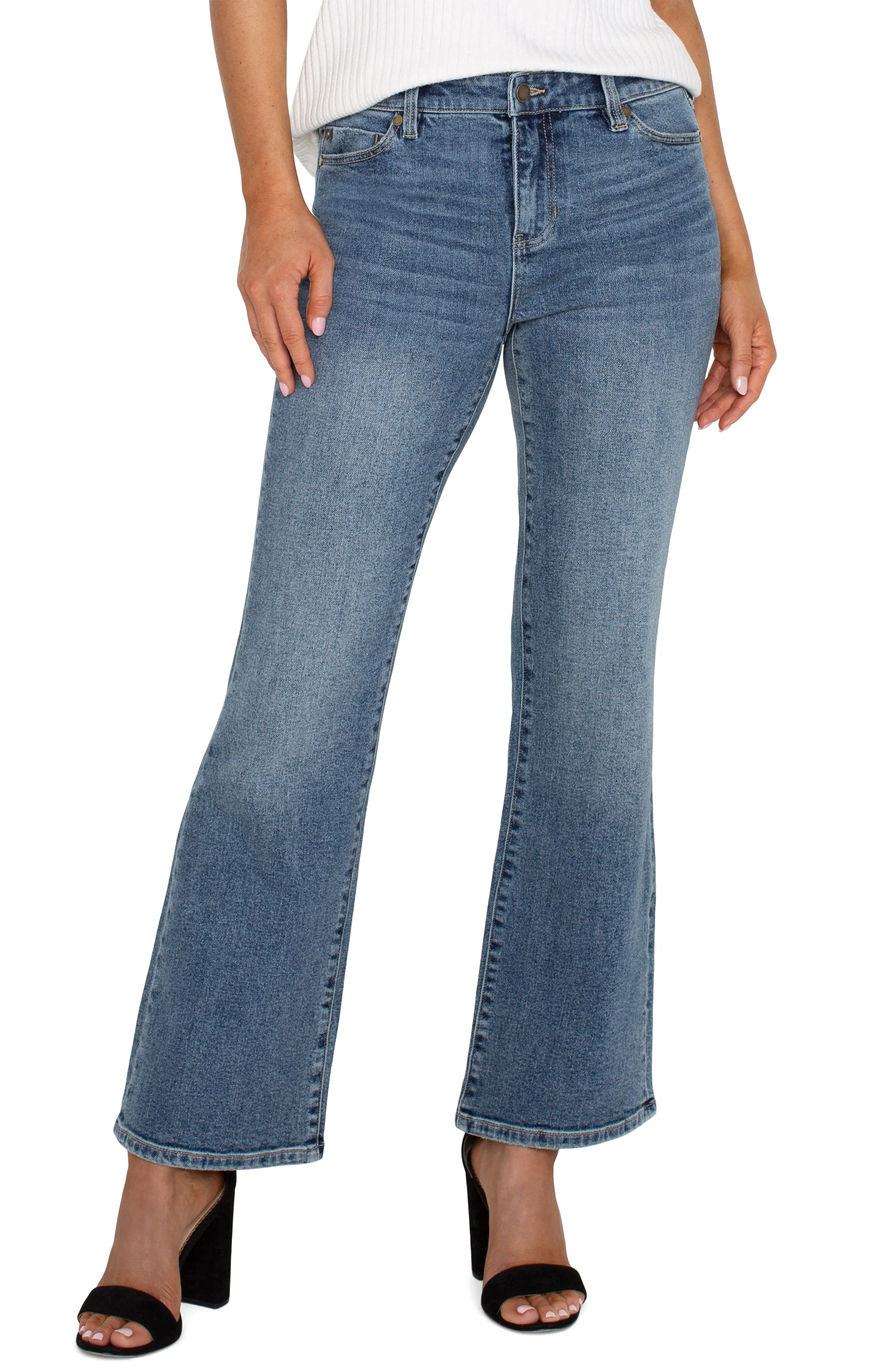 Lucy Bootcut 30 Inseam