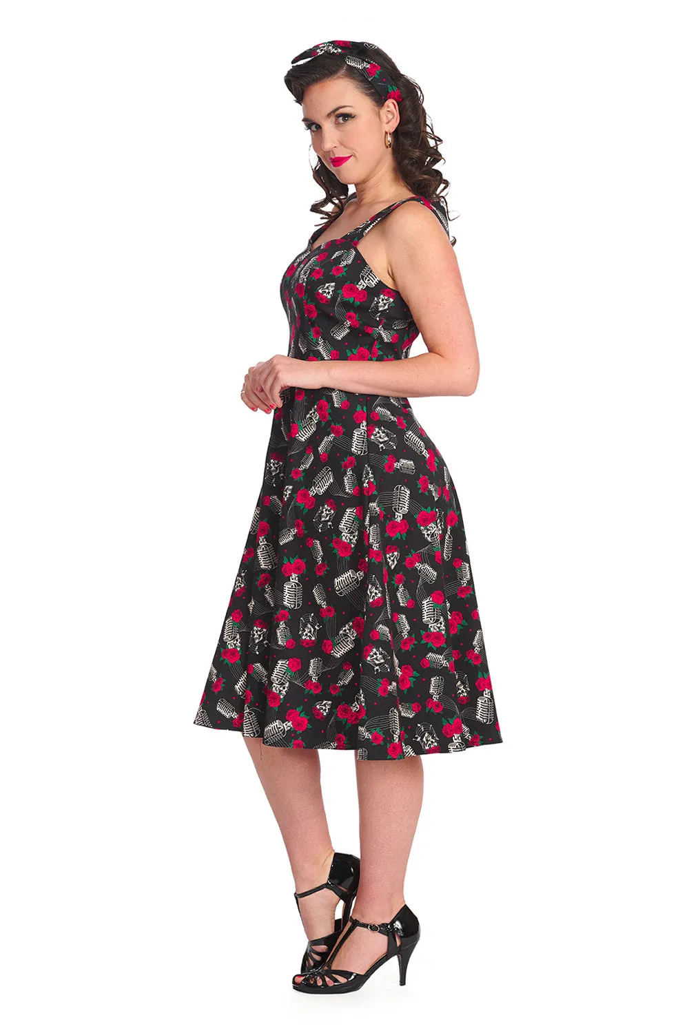 Nashville sweetheart dress can be rewritten as Romantic Nashville Dress.