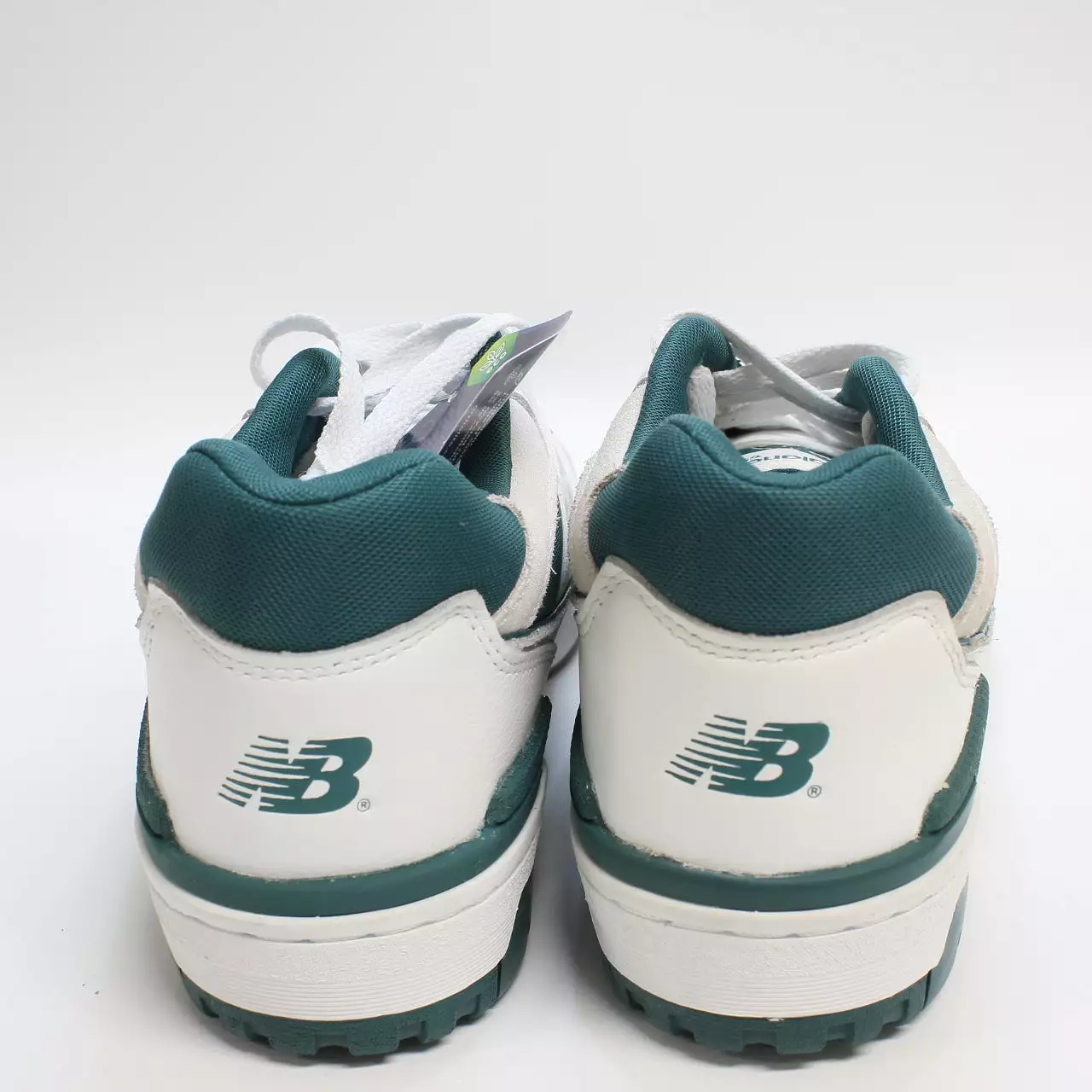 New Balance BB550 sneakers - white, teal, off-white, UK size 8.