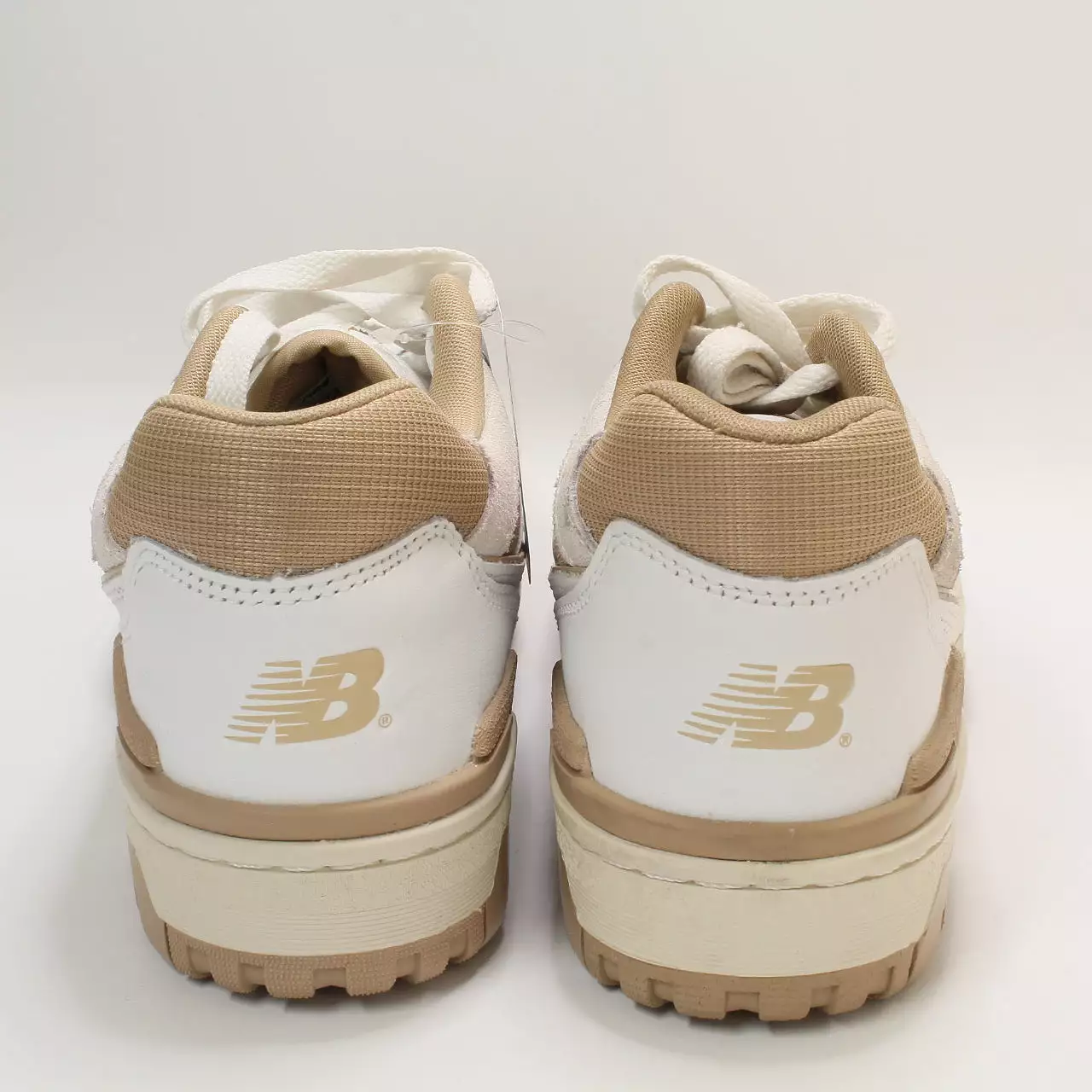 New Balance BB550 Trainers - White Sand Offwhite Color