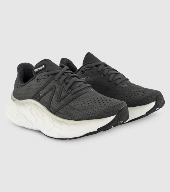 women's fresh foam more v4 New Balance