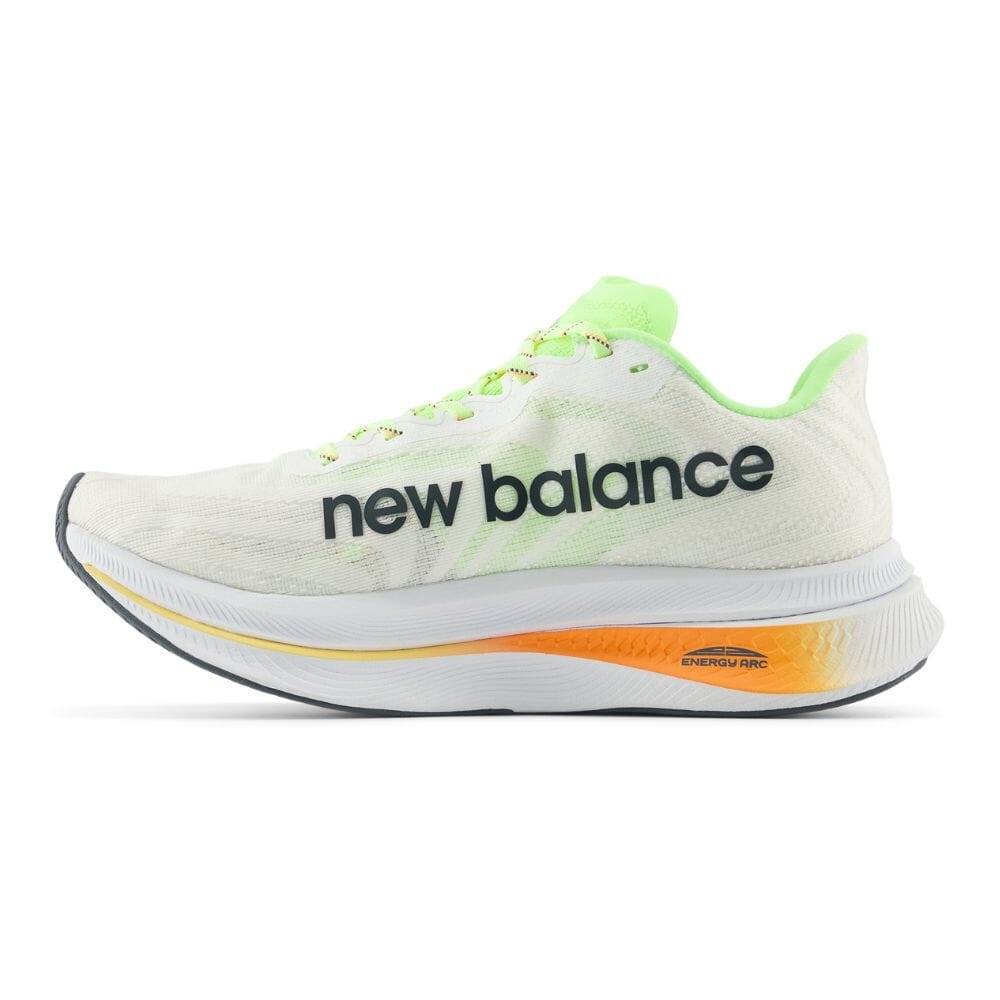 New Balance FuelCell SuperComp Trainer v2 for Men