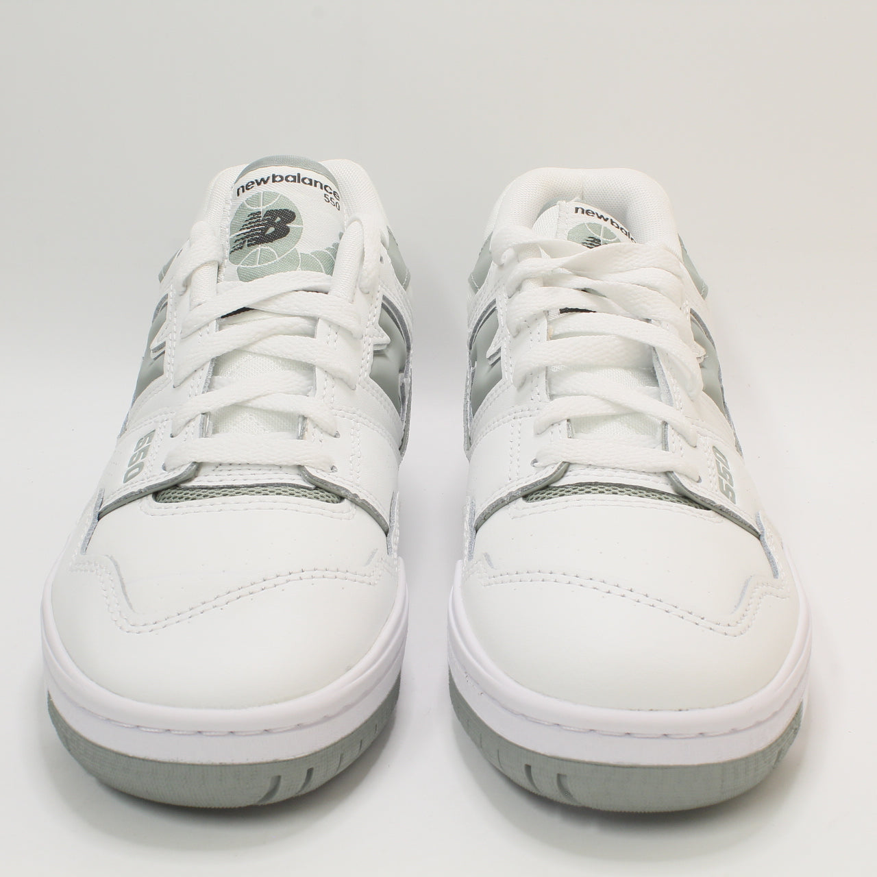 New Balance White Sage Trainers BB550