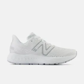 New Balance White Women's 880 Sneakers