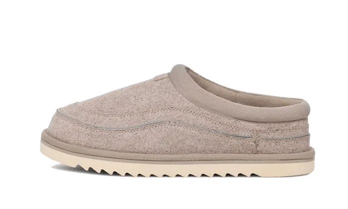 Pumice Tasman Cali Wave Slippers by UGG