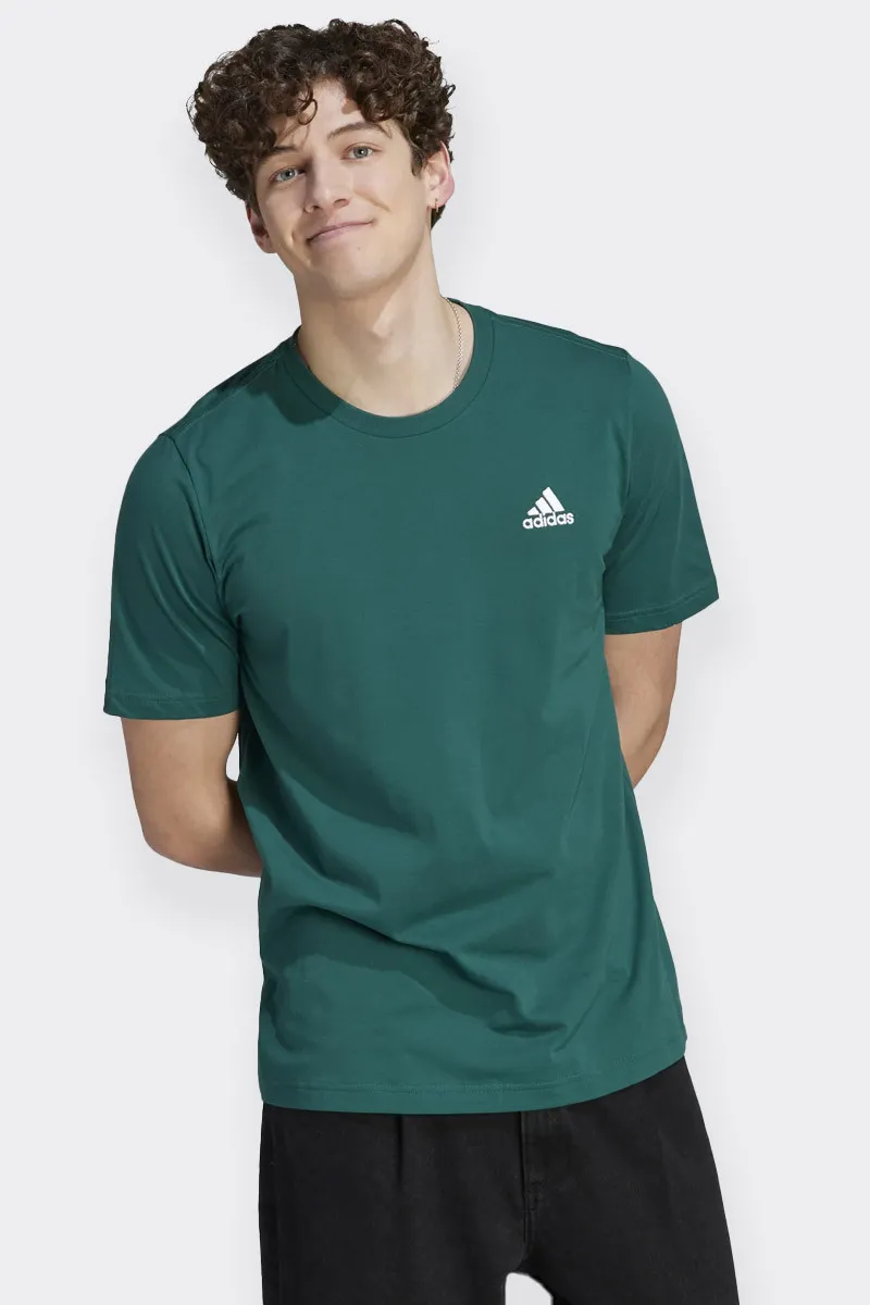 Short-sleeved jersey green t-shirt