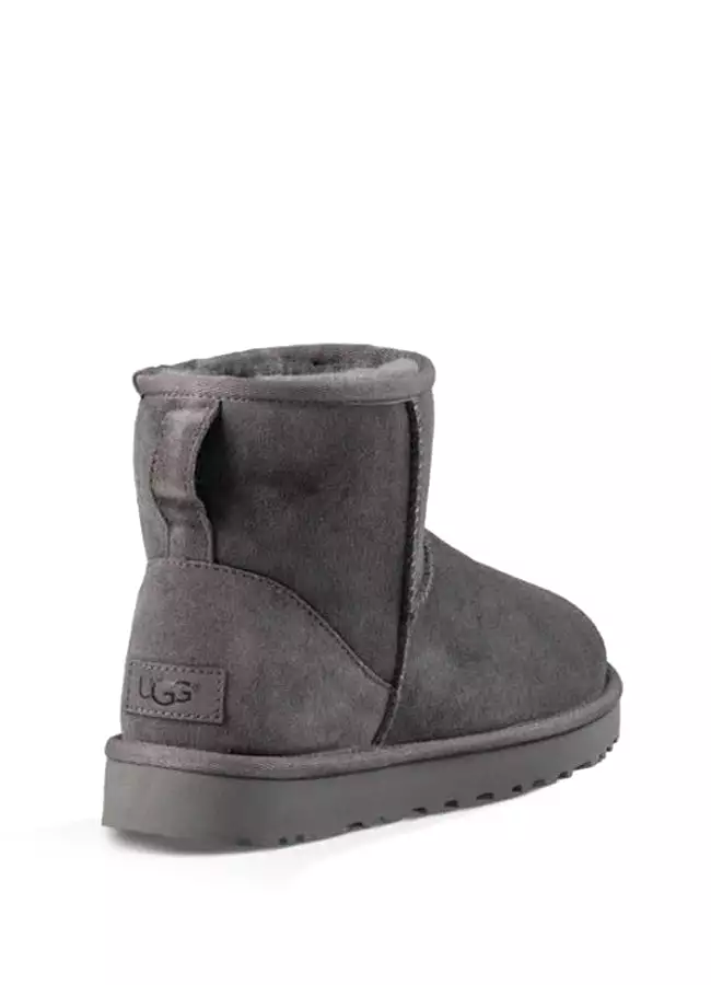 Classic Mini II Ugg boots