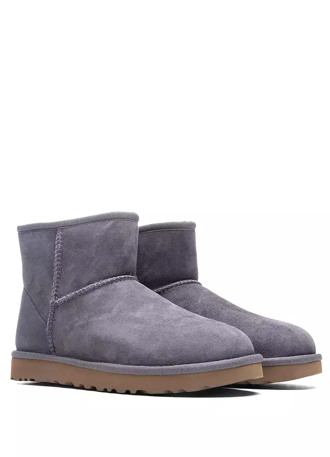 Classic Mini II Ugg boots