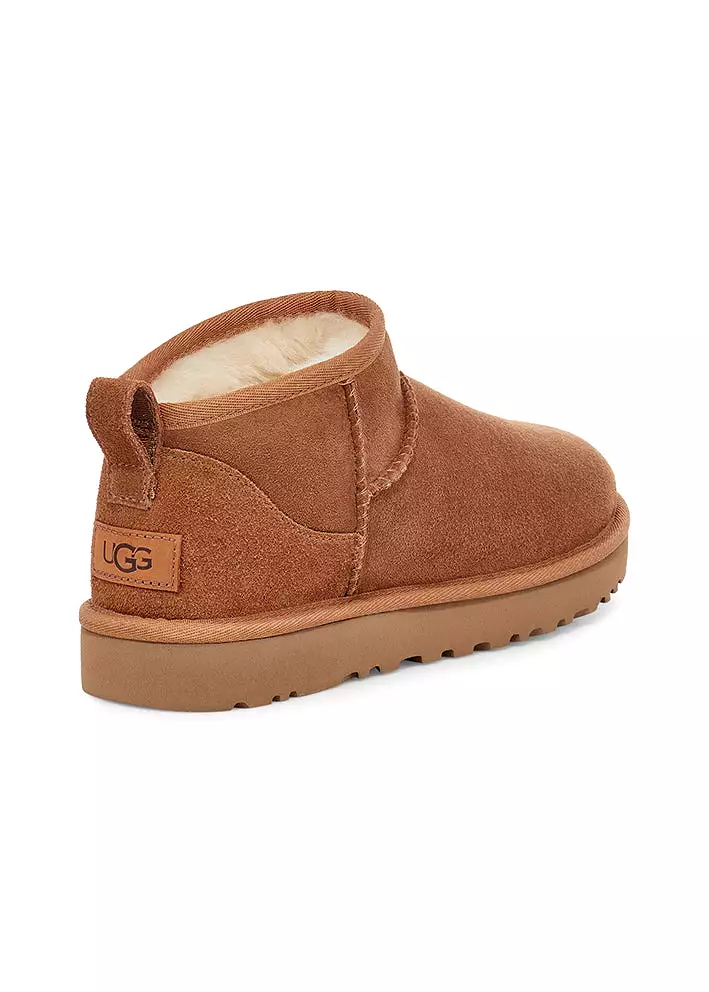 UGG Classic Short Boot - Chestnut