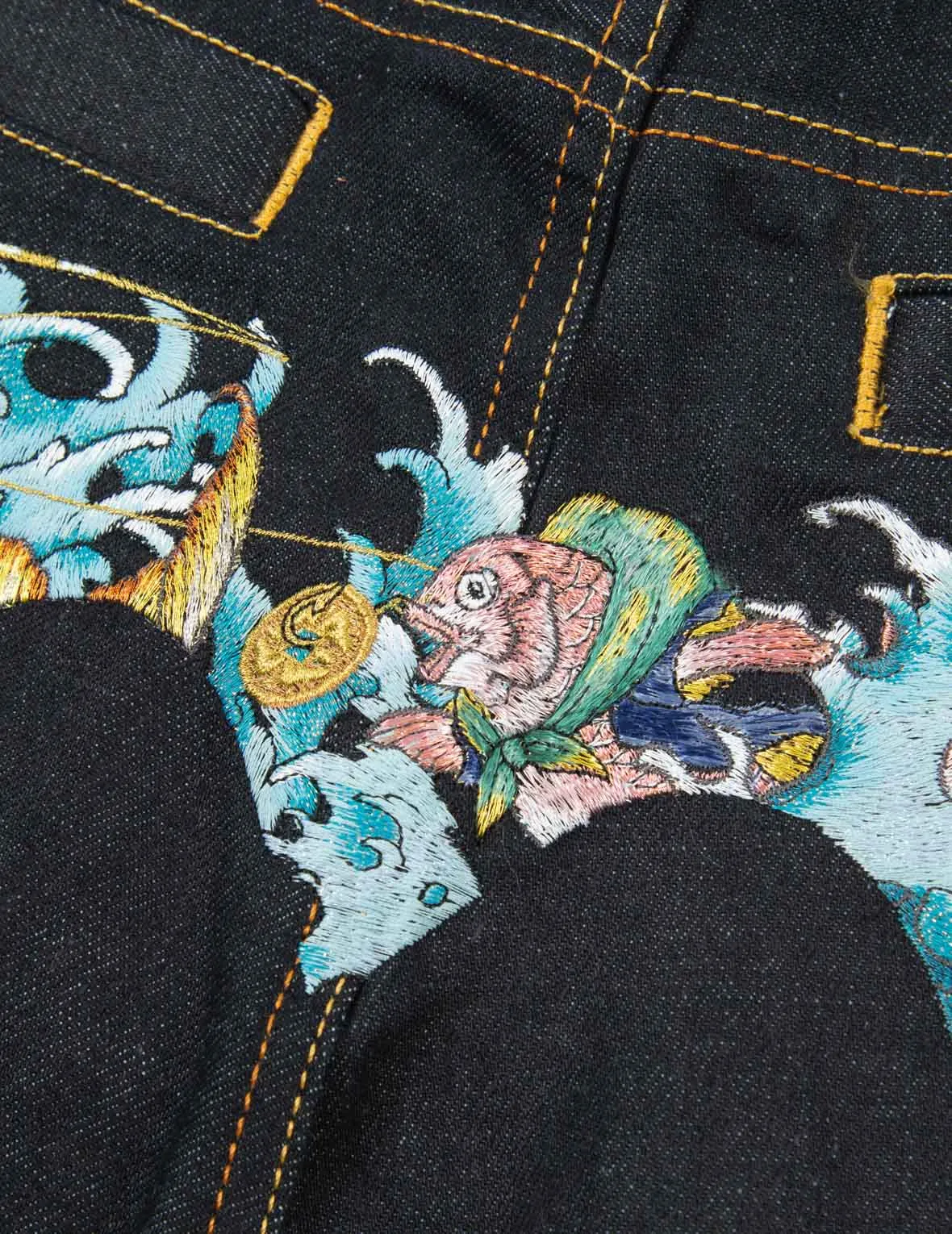 Unique Daicock Embroidered Carrot-Fit Jeans