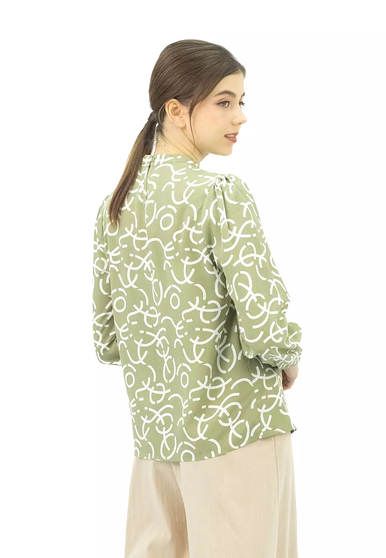 VOIR Daisy Ruched Mock Neck Printed Blouse