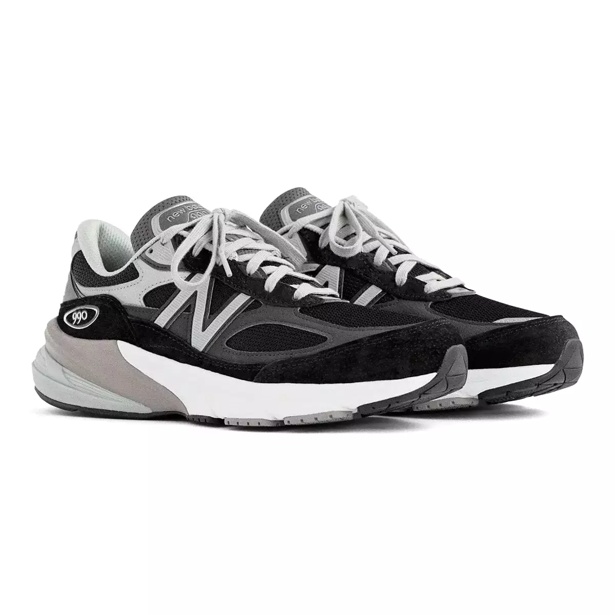 W990BK6 Women's New Balance Black.