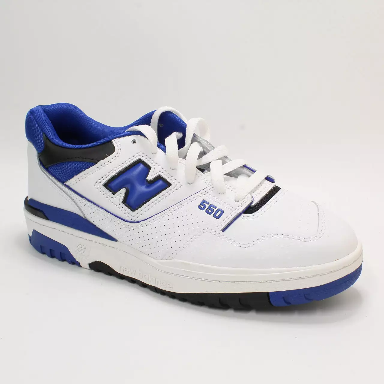 White Blue Black Trainers - New Balance BB550