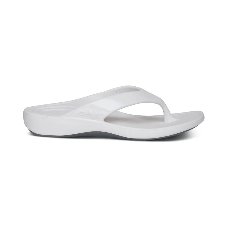 Women's Aetrex Maui Supportive Sandals