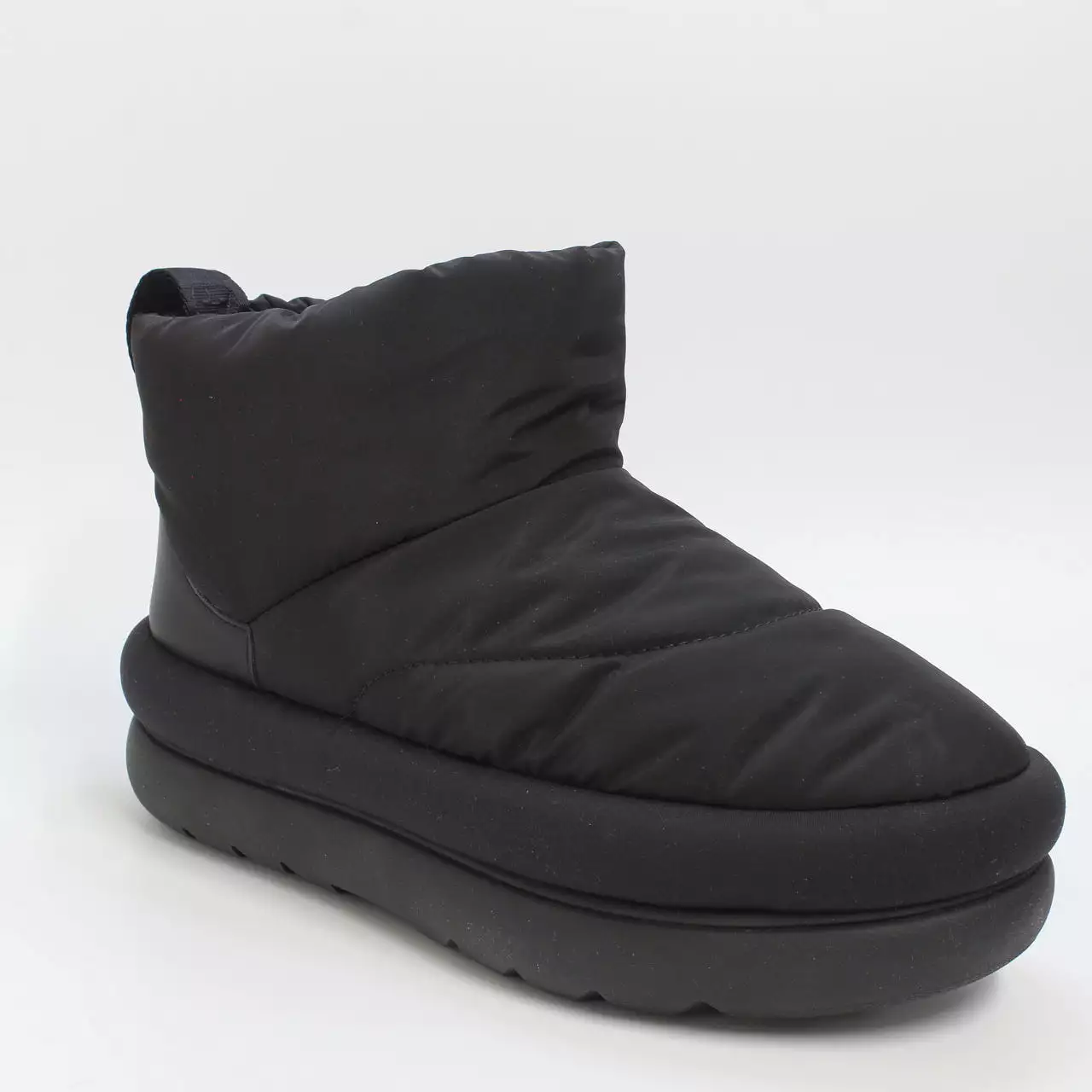 UGG Women's Classic Maxi Mini Black