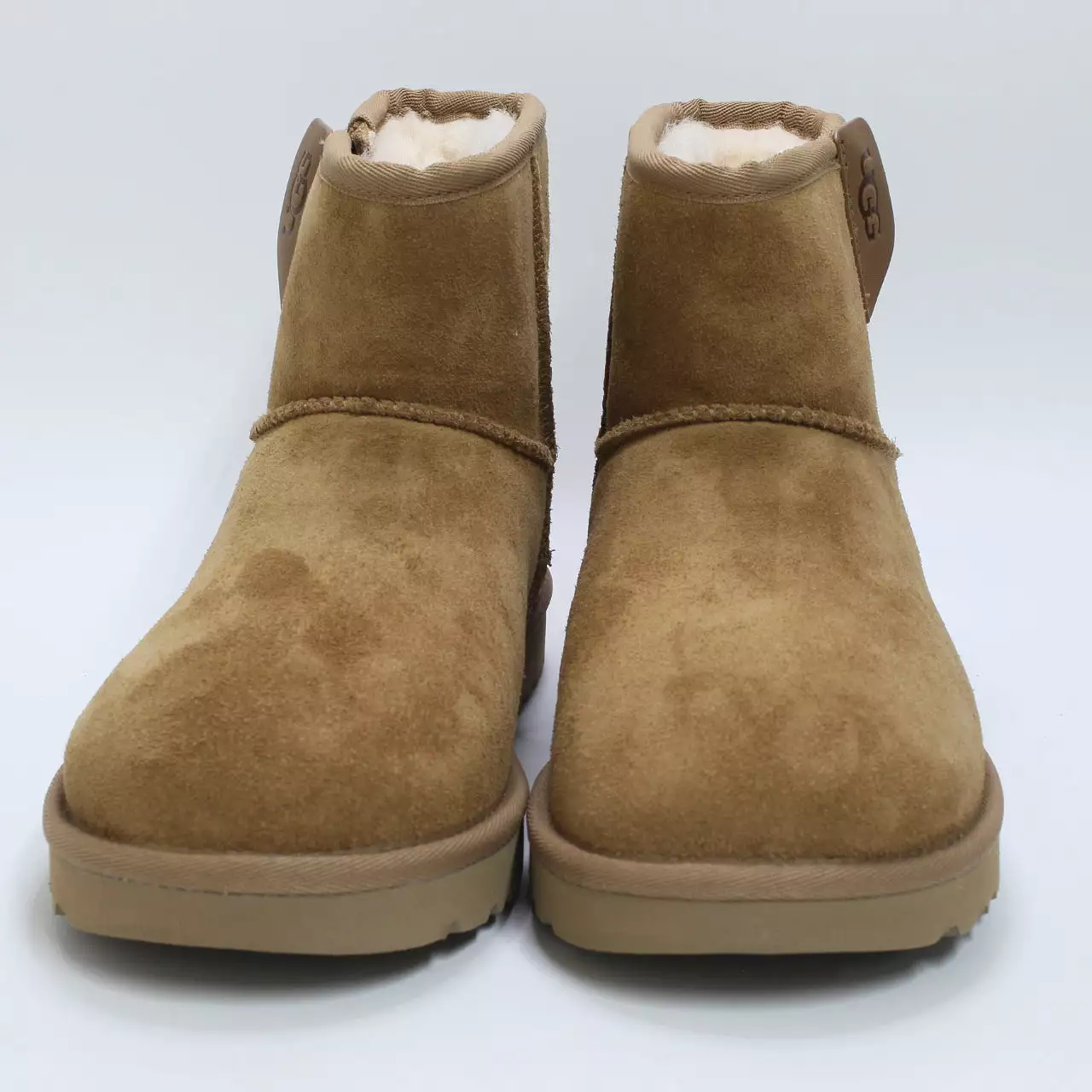 UGG Classic Mini Bailey Zip - Chestnut - Women's.