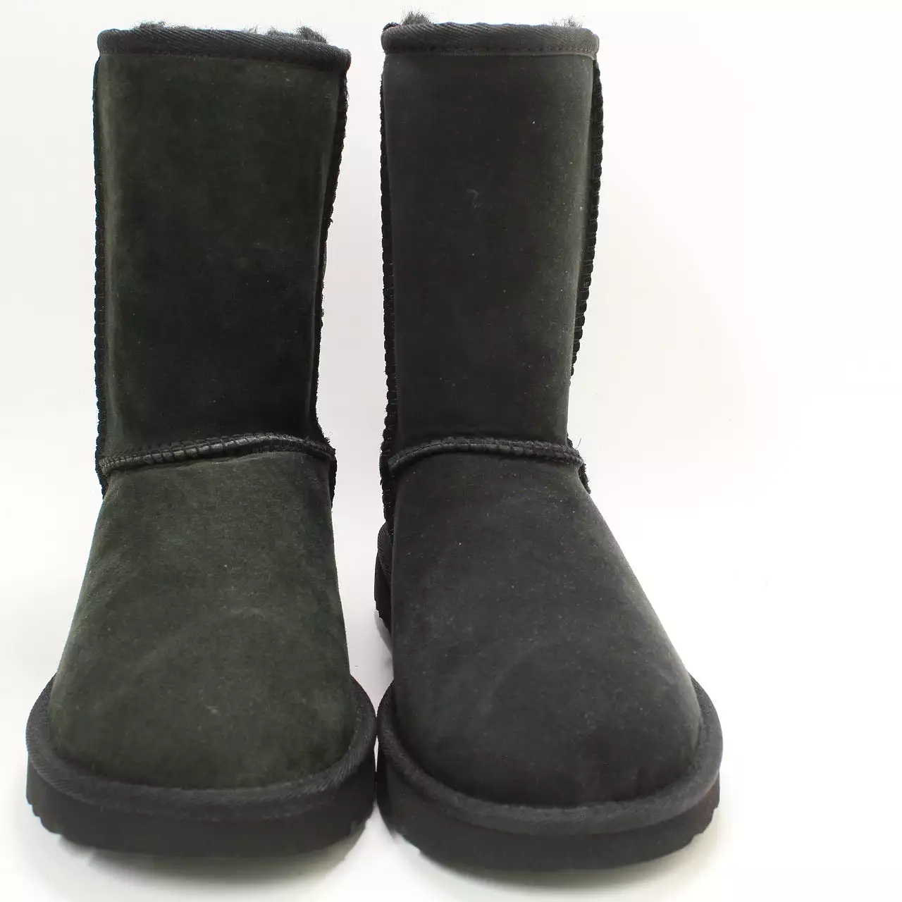 UGG Classic Short II Boot - Black Suede - UK Size 3