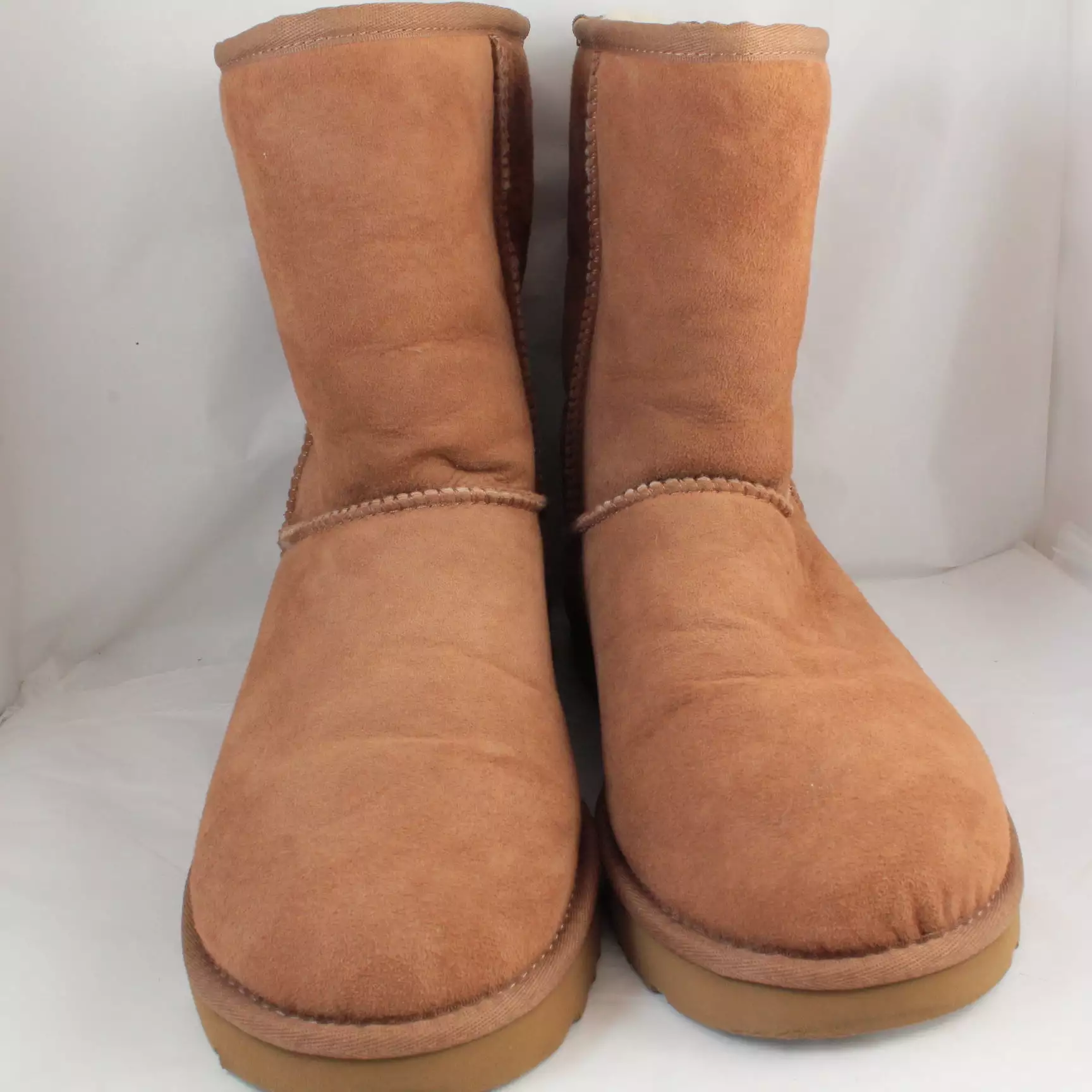 UGG Classic Short II Boots Chestnut Suede for Women