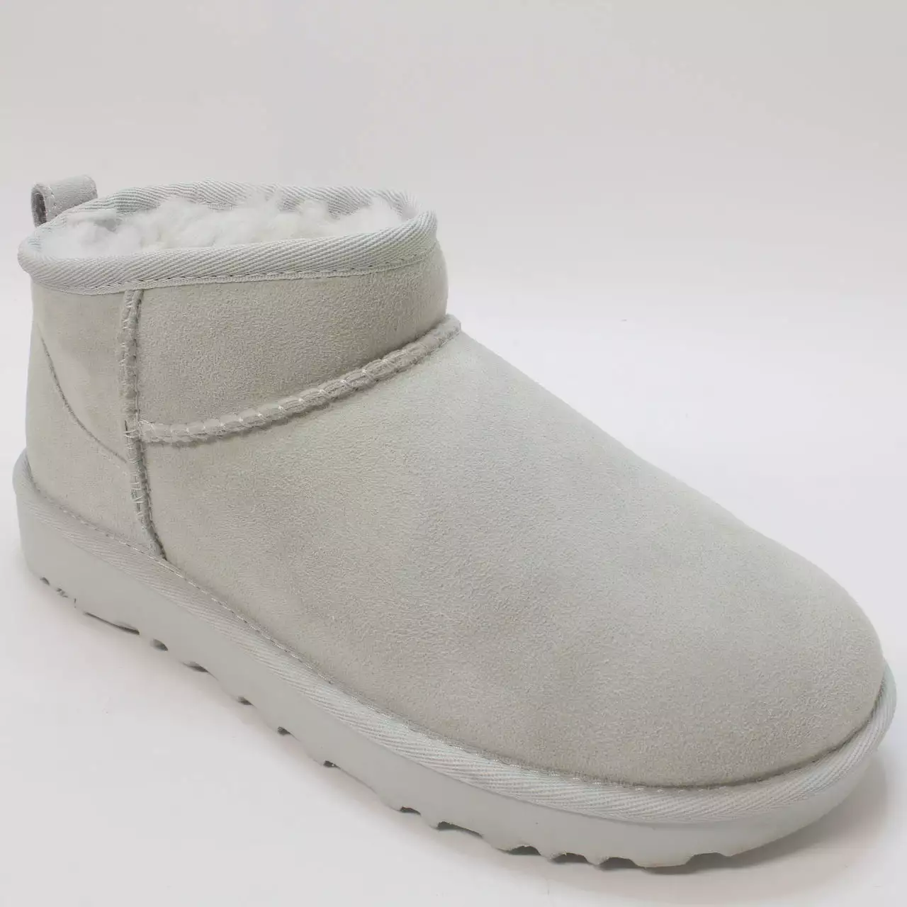 Women's UGG Classic Ultra Mini - Goose UK Size 4 UGG Classic Ultra Mini - Goose UK Size 4 UGG Classic Ultra Mini - Women's Size 