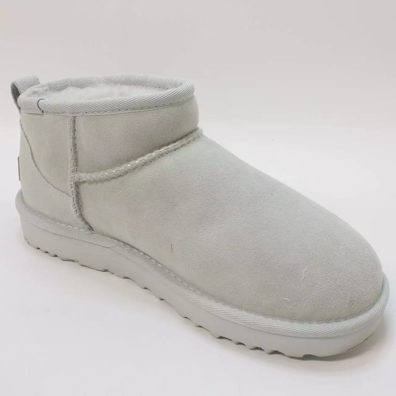 Women's UGG Classic Ultra Mini - Goose UK Size 4 UGG Classic Ultra Mini - Goose UK Size 4 UGG Classic Ultra Mini - Women's Size 